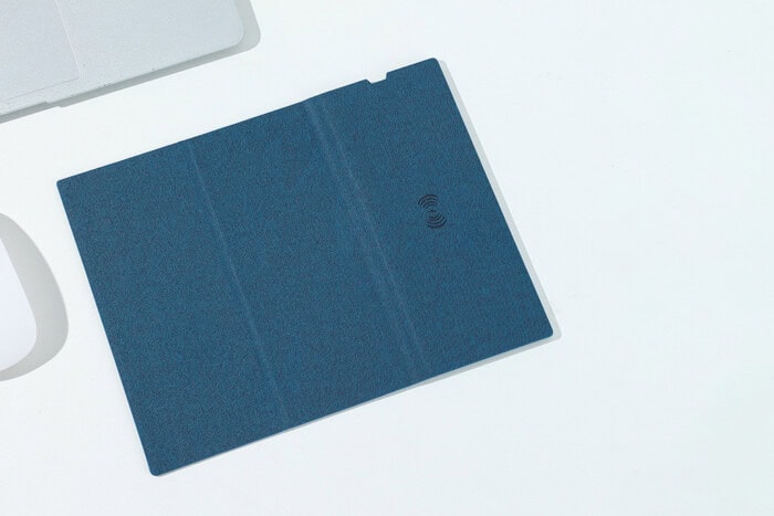 Tapis de Souris 3-en-1 avec Chargeur Sans Fil 15W et Support Téléphone
