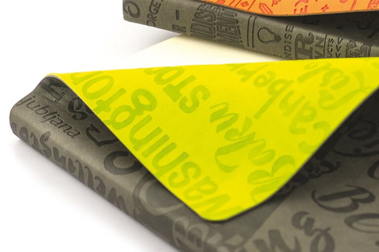 Carnet à couverture souple en simili cuir