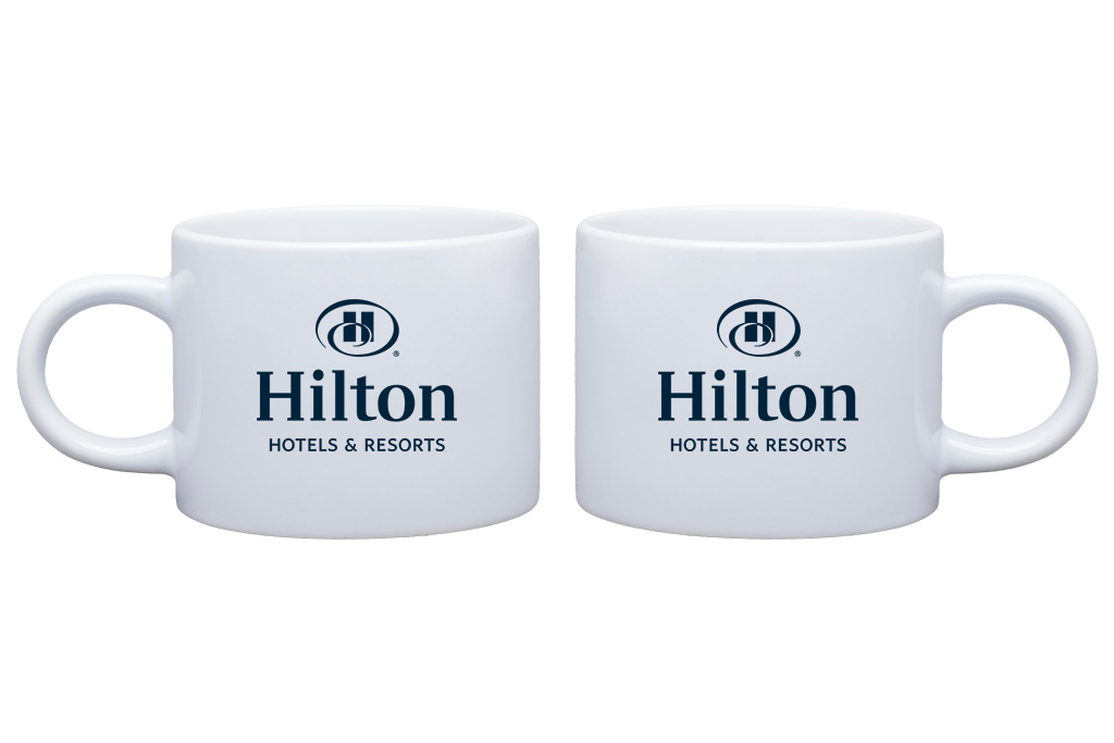 Petit Mug en Porcelaine avec Anse Colorée